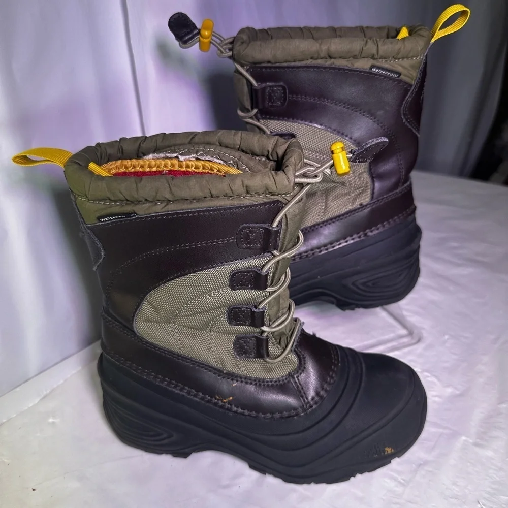 The North Face Kids' Boots - Olive and Black